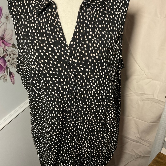 Adrianna Papell Ladies Sleeveless Blouse Large - Picture 2 of 10